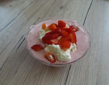 Erdbeertopfencreme Erdbeertopfencreme