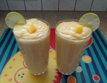 Veganes Mango Lassi Veganes Mango Lassi