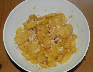 Erdäpfelsalat scharf Erdäpfelsalat scharf