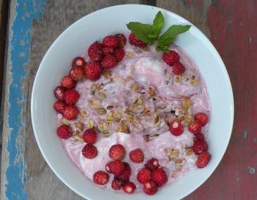 Müsli mit Walderdbeeren Müsli mit Walderdbeeren