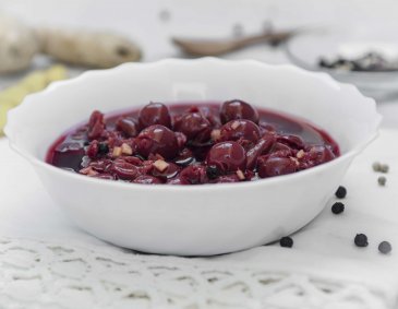 Kirsch-Ingwer-Kompott mit Pfeffer