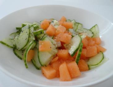 Melonen-Gurken-Salat Melonen-Gurken-Salat