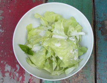 Wiener Butterhäuptl mit Mayonnaisedressing Wiener Butterhäuptl mit Mayonnaisedressing