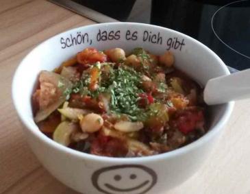 Feuriges Gemüsechili aus dem Schongarer Feuriges Gemüsechili aus dem Schongarer