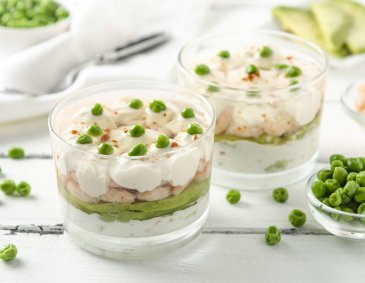 Gabelbissen mit Shrimps und Avocado Gabelbissen mit Shrimps und Avocado