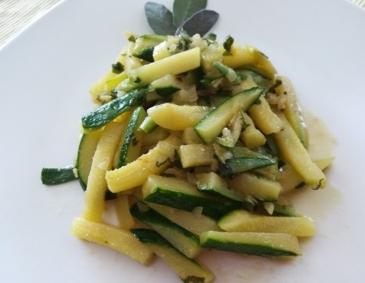 Zucchini gedünstet Zucchini gedünstet