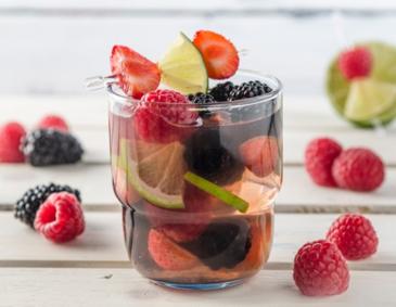 Sangria mit Beeren Sangria mit Beeren