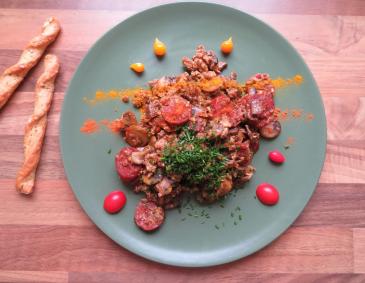 Eierspeise mit Chorizo und Champignons Eierspeise mit Chorizo und Champignons