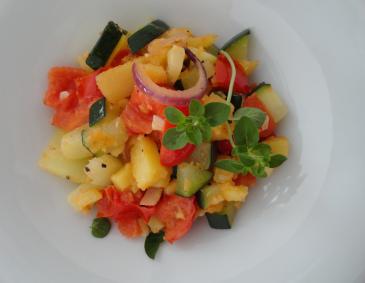 Gemüse-Kartoffel-Eintopf Gemüse-Kartoffel-Eintopf