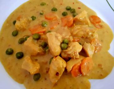 Curry-Hühnergeschnetzeltes Curry-Hühnergeschnetzeltes