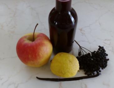Apfel-Holunder-Saft Apfel-Holunder-Saft