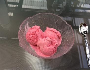 Himbeer-Joghurt-Eis Himbeer-Joghurt-Eis