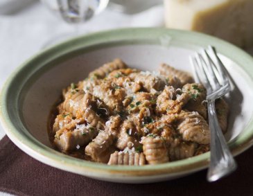 Maroni-Gnocchi mit Parmesan Maroni-Gnocchi mit Parmesan