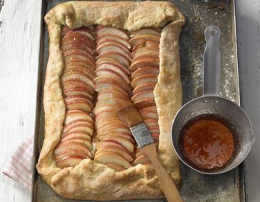 Apfel-Amarettini-Tarte vom Blech Apfel-Amarettini-Tarte vom Blech