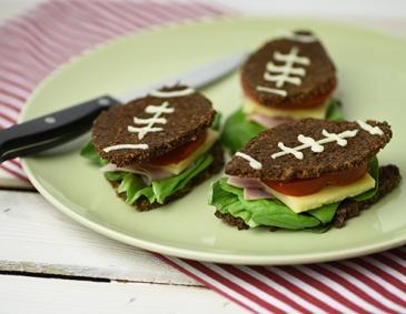 Belegte Football-Brötchen Belegte Football-Brötchen