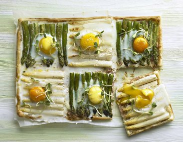 Spargeltarte mit Spiegelei Spargeltarte mit Spiegelei