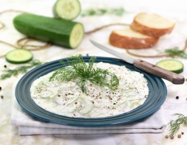 Rahm-Gurkensalat
