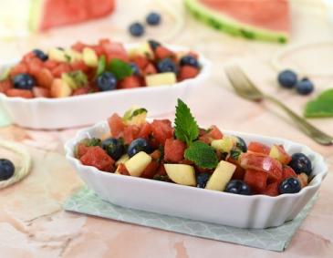 Obstsalat mit Minze und Kardamom Obstsalat mit Minze und Kardamom