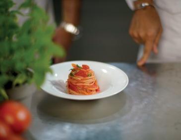 Spaghetti al pomodoro - De Luxe Spaghetti al pomodoro - De Luxe