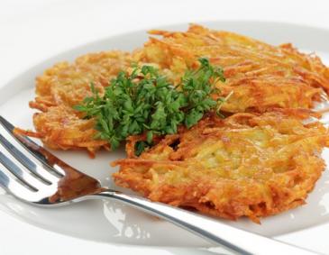 Erdäpfelrösti (von rohen Erdäpfeln) Erdäpfelrösti (von rohen Erdäpfeln)