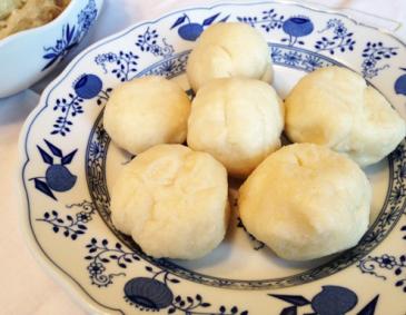 Mehlknödel Mehlknödel