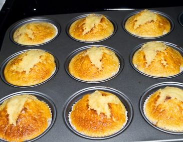 Buttermilch-Kokosmuffins Buttermilch-Kokosmuffins