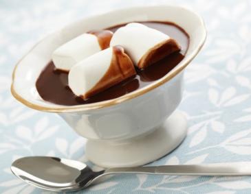 Hot Chocolate mit Marshmallows Hot Chocolate mit Marshmallows