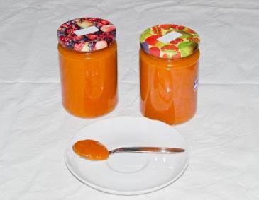Marillenmarmelade mit Schuss Marillenmarmelade mit Schuss
