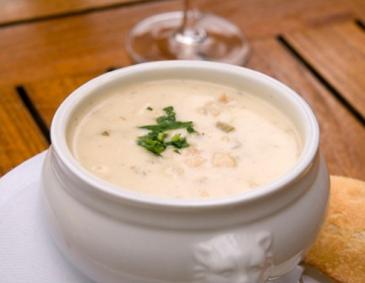 Topinambursuppe mit saurem Hering Topinambursuppe mit saurem Hering