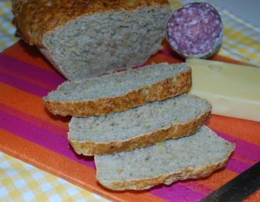 Zucchini-Roggen-Mischbrot Zucchini-Roggen-Mischbrot
