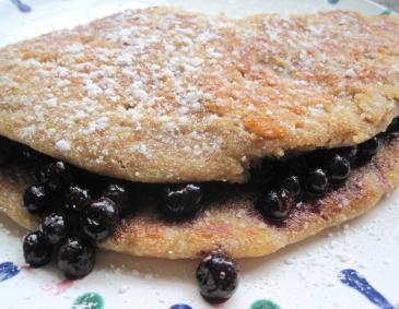 Bananenomelette mit Heidelbeerfülle Bananenomelette mit Heidelbeerfülle