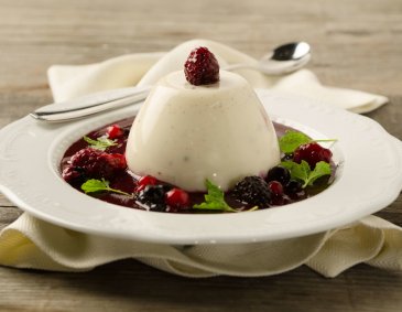 Panna Cotta mit Beerensauce Panna Cotta mit Beerensauce