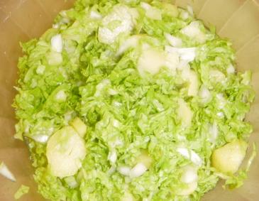 Lollo bionda-Salat mit Kartoffeln Lollo bionda-Salat mit Kartoffeln