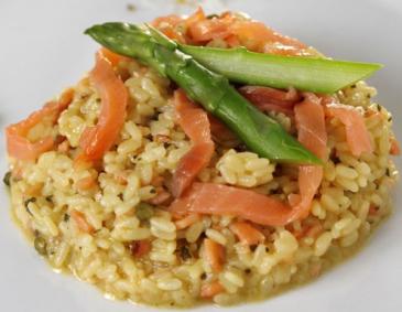 Risotto Pronto Spargel mit Räucherlachs Risotto Pronto Spargel mit Räucherlachs