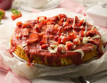 Reispudding-Torte mit Erdbeeren Reispudding-Torte mit Erdbeeren
