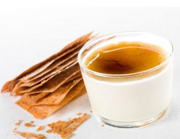 Honig Ricotta Creme mit karamellisierten Strudelblättern Honig Ricotta Creme mit karamellisierten Strudelblättern