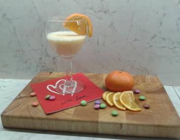 Orangen-Vanille-Milchshake Orangen-Vanille-Milchshake