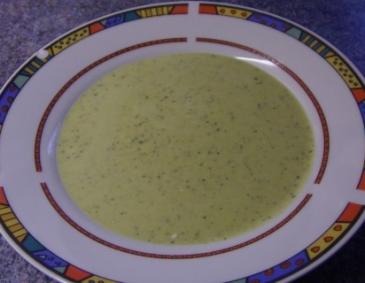 Zucchinicremesuppe Zucchinicremesuppe