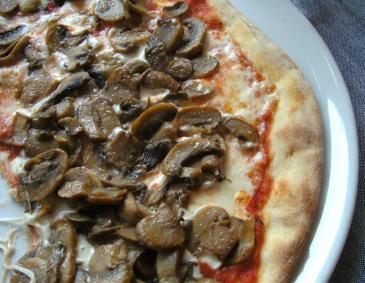 Pizza Funghi Pizza Funghi