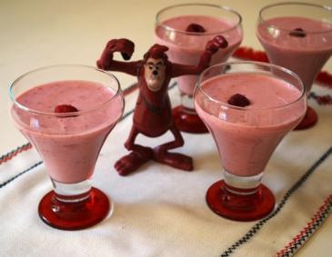 Donkey´s Bananen-Beeren-Buttermilch-Drink Donkey´s Bananen-Beeren-Buttermilch-Drink