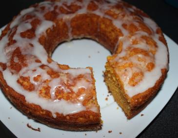 Karottenkuchen mit Zitronenguss Karottenkuchen mit Zitronenguss