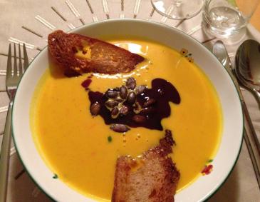 Kürbiscremesuppe Kürbiscremesuppe