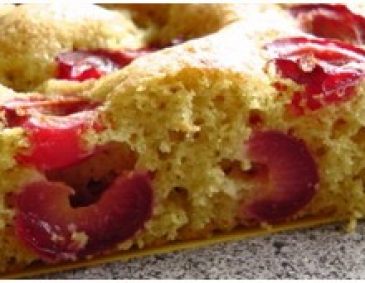 Kürbiskernöl-Kirsch-Kuchen Kürbiskernöl-Kirsch-Kuchen