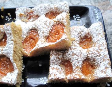 Marillenkuchen Marillenkuchen