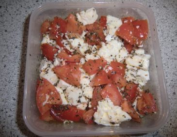 Mozzarella-Tomaten-Salat Mozzarella-Tomaten-Salat