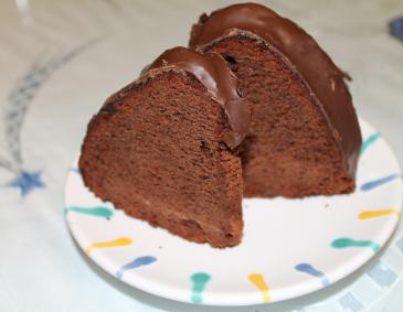 Rotweingugelhupf Rotweingugelhupf