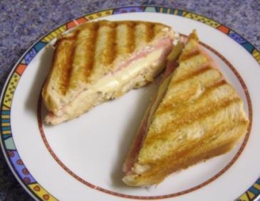 Schinken-Käse-Toast Schinken-Käse-Toast
