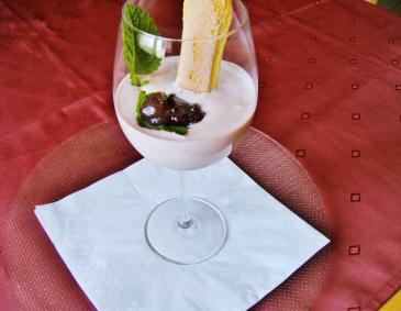 Erdbeer-Topfencreme Erdbeer-Topfencreme