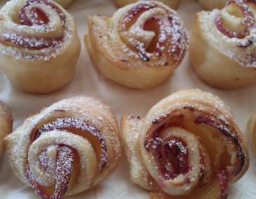 Nektarinen Blätterteig-Schnecken Nektarinen Blätterteig-Schnecken
