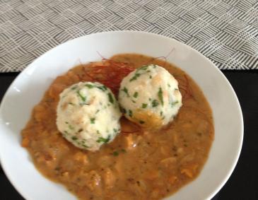 Eierschwammerlgulasch Eierschwammerlgulasch